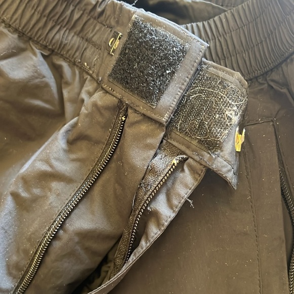 Obermeyer black snow /ski pants men’s med - Picture 7 of 7